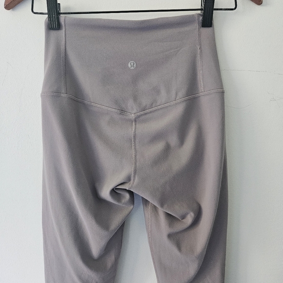 Lululemon Violet Verbena Unlimit High-Rise Tights Size 4 - Picture 6 of 11